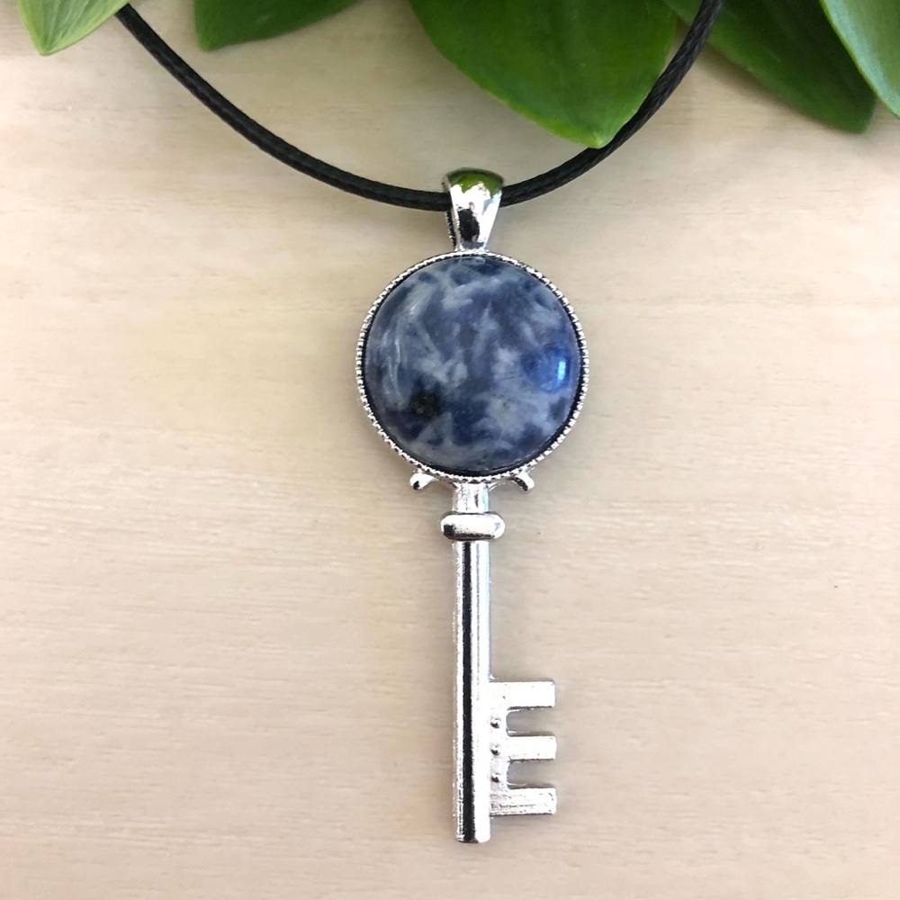 Sodalite Natural Stone Key Shaped Pendant Necklace Healing Gemstone Pendant
